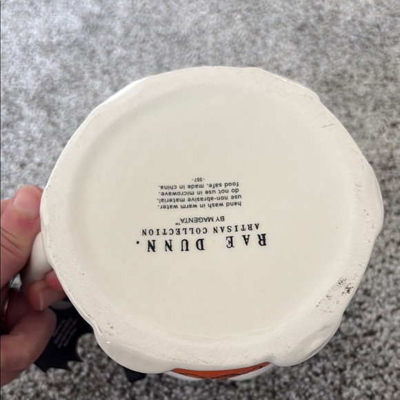 Rae Dunn “BOO”  Ghost Mug - Picture 4 of 5